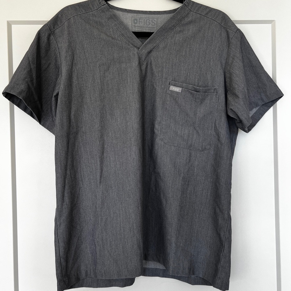 Figs Grey Leon Three Pocket Scrub Top